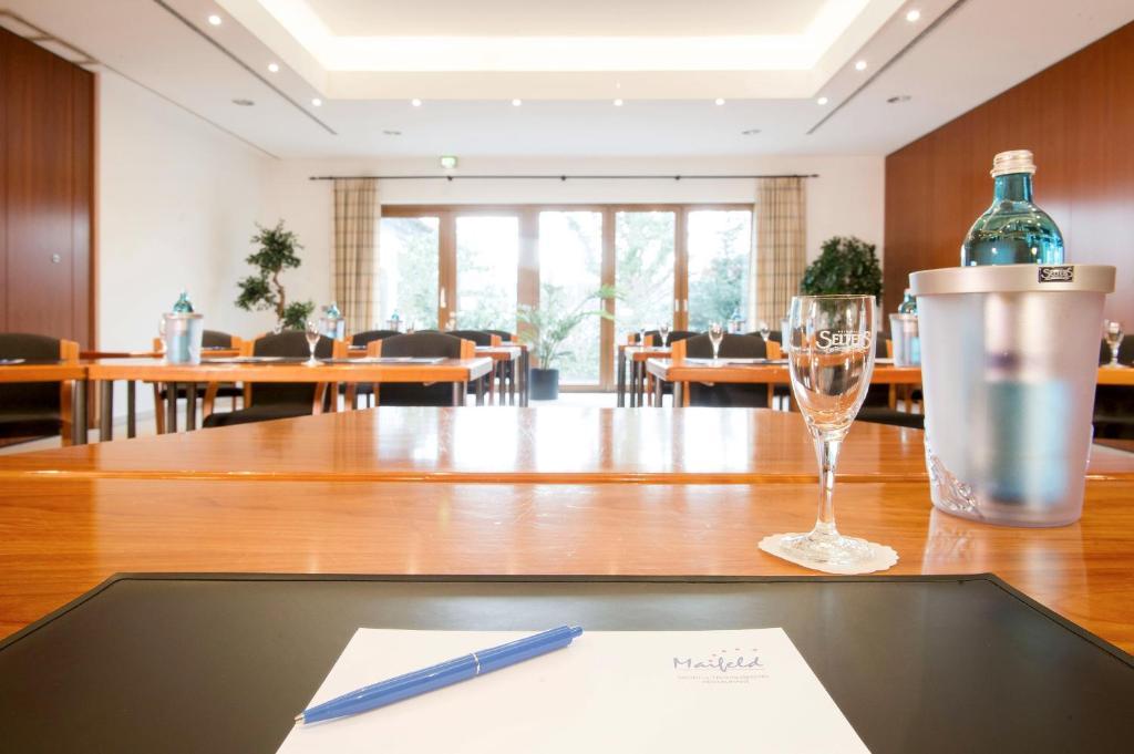 Hotel Maifeld Sport- Und Tagungshotel 4*