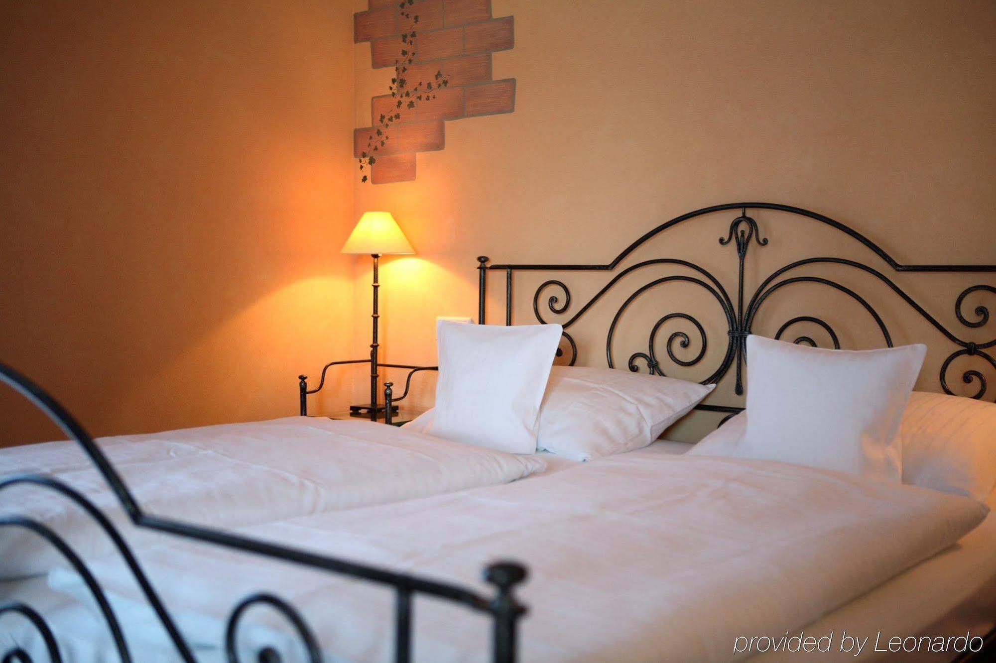Maifeld Sport- Und Tagungshotel Hotel